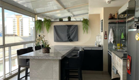Casa à venda com 3 suítes no condomínio Tamboril, São Paulo - SP