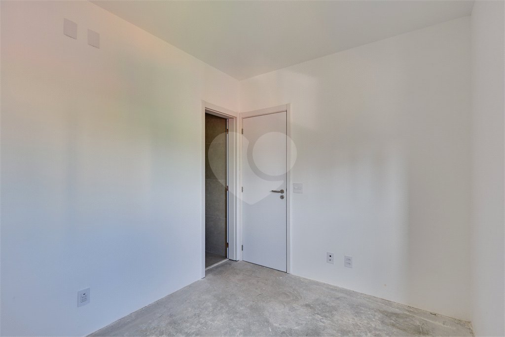 Apartamento à venda com 3 suítes em Jardim Marajoara, São Paulo, SP