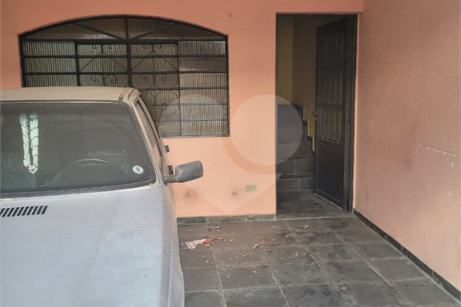 Casa à venda com 2 quartos no condomínio Travessa Salomão Régis Piza,17, São Paulo - SP