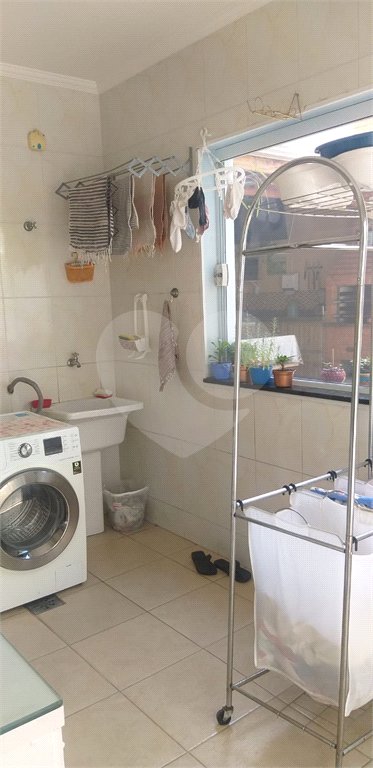 Casa à venda ou para alugar com 3 quartos, sendo 1 suíte, em Parque das Colinas, Valinhos, SP