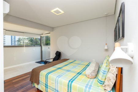 Apartamento à venda com 3 quartos, sendo 1 suíte, em Chácara Santo Antônio (zona Sul), São Paulo, SP