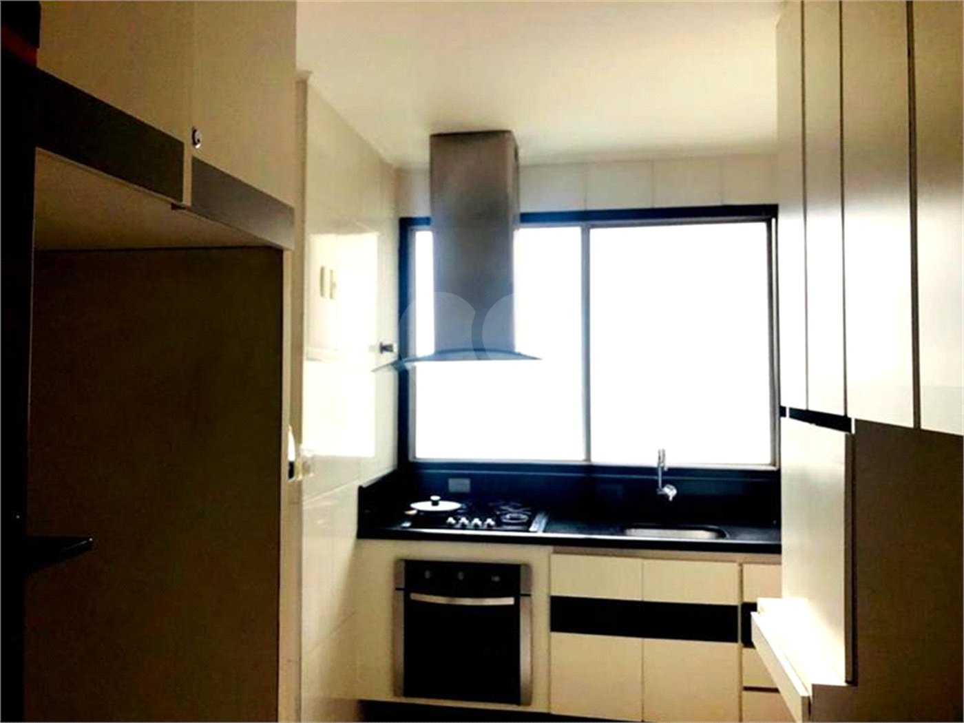 Apartamento para alugar com 3 quartos, sendo 1 suíte, em Jardim América, São Paulo, SP