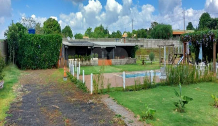 Chácara à venda com 4 quartos, sendo 1 suíte,  em Jardim dos Ipês, Brodowski, SP