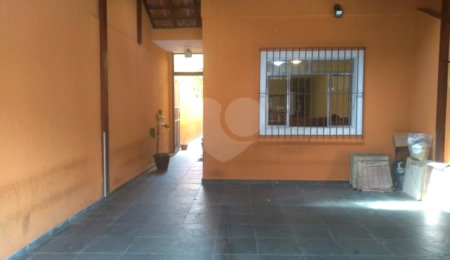 Casa à venda com 3 quartos, sendo 1 suíte,  em Parque Ipê, São Paulo, SP
