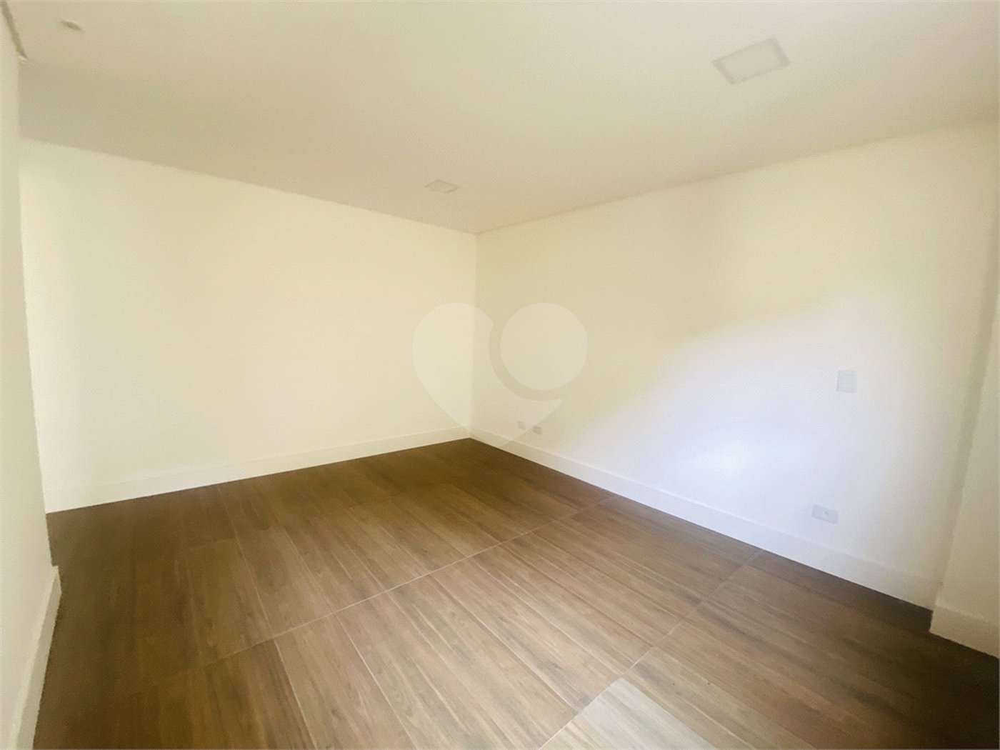 Apartamento para alugar com 3 suítes em Baeta Neves, São Bernardo do Campo, SP