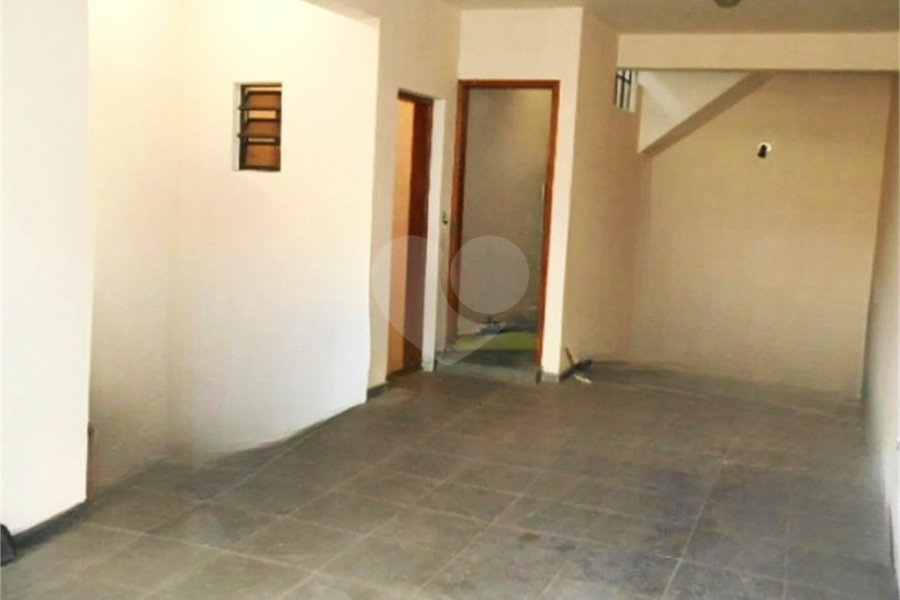 Sobrado à venda com 3 quartos, sendo 1 suíte,  em Santa Terezinha, São Paulo, SP