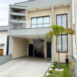 Casa à venda com 3 quartos, sendo 1 suíte, no condomínio Horto Florestal Villagio, Sorocaba - SP