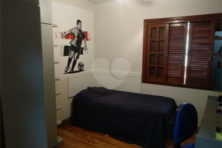 Sobrado à venda com 4 quartos, sendo 2 suítes,  em City Campo Grande, São Paulo, SP
