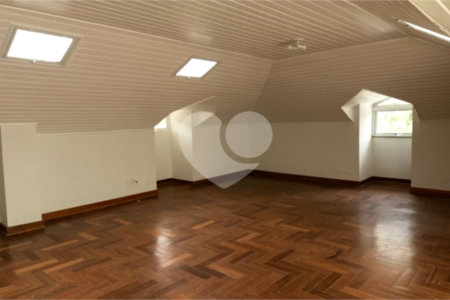 Casa à venda ou para alugar com 4 suítes no condomínio Chácara Flora, São Paulo - SP