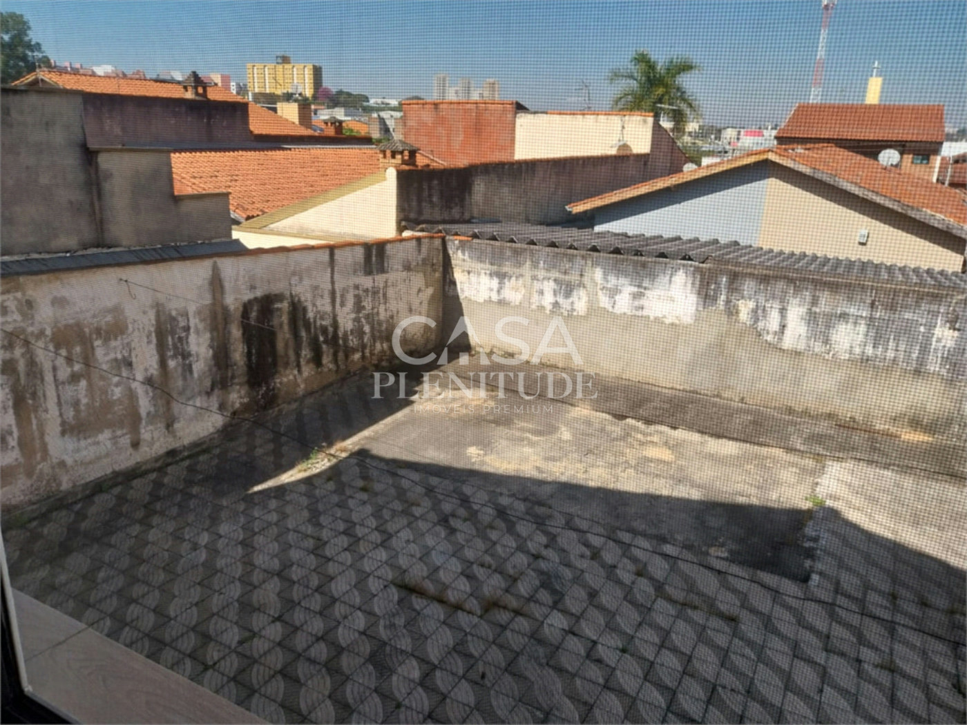 Casa à venda com 3 quartos, sendo 1 suíte, em Jardim Leocádia, Sorocaba, SP