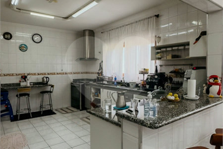 Casa à venda com 4 suítes no condomínio Monte Belo, Salto - SP