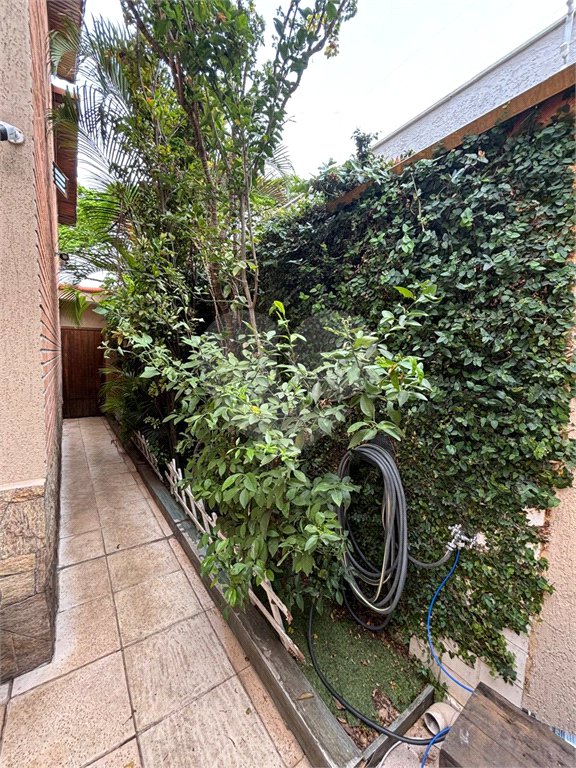 Sobrado à venda com 3 quartos, sendo 1 suíte, em Vila Albertina, São Paulo, SP