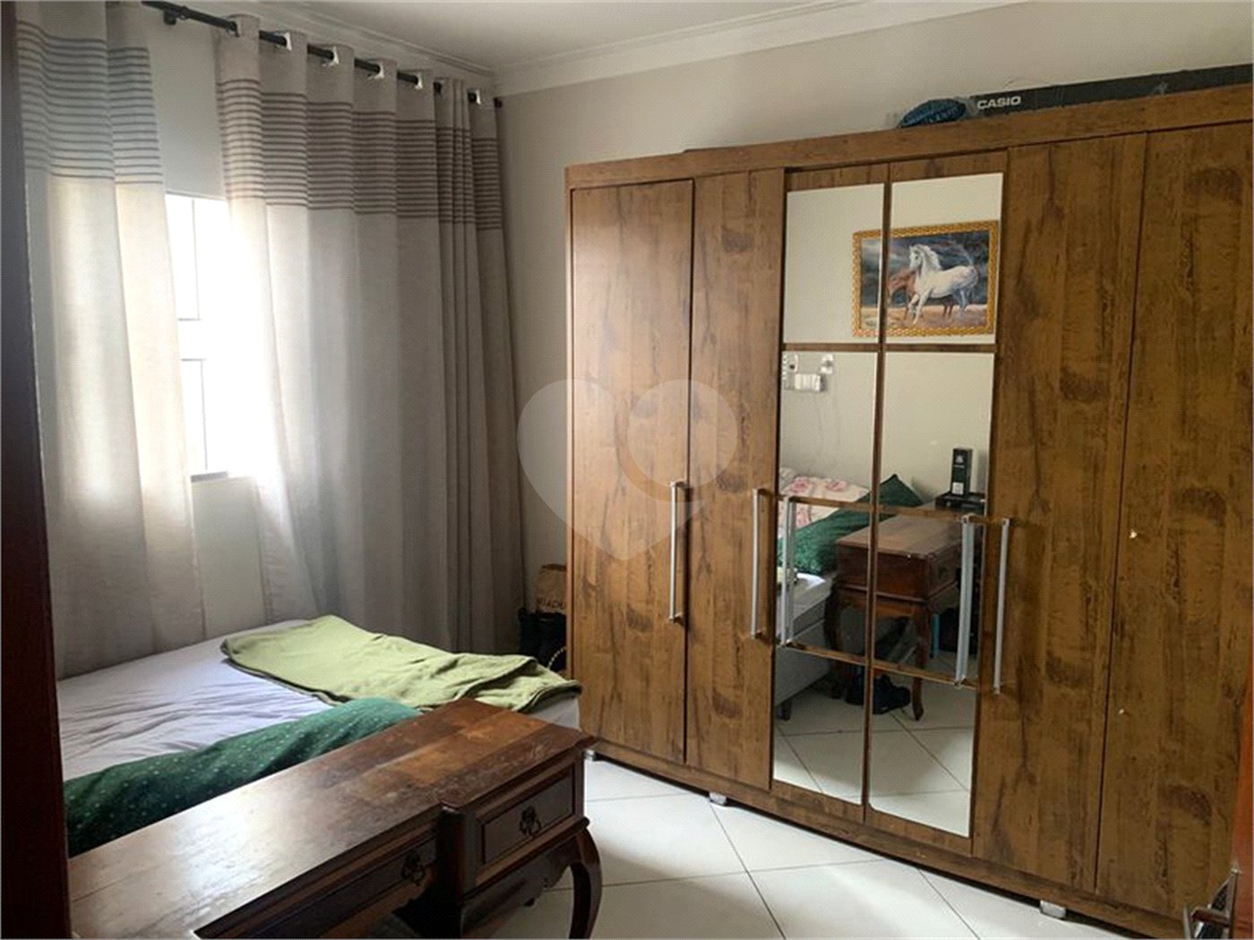 Sobrado à venda com 4 quartos, sendo 1 suíte, em Horto, São Paulo, SP
