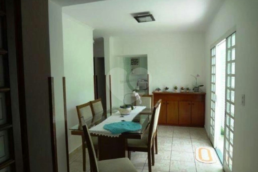 Sobrado à venda com 3 quartos, sendo 1 suíte, em Imirim, São Paulo, SP