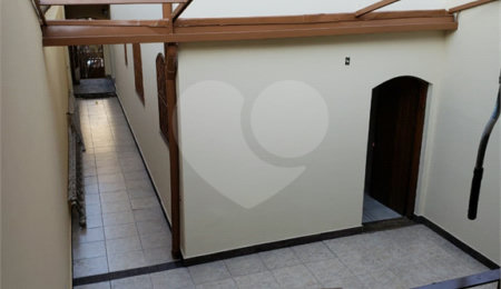 Sobrado à venda com 3 quartos, sendo 1 suíte, em Parque Peruche, São Paulo, SP