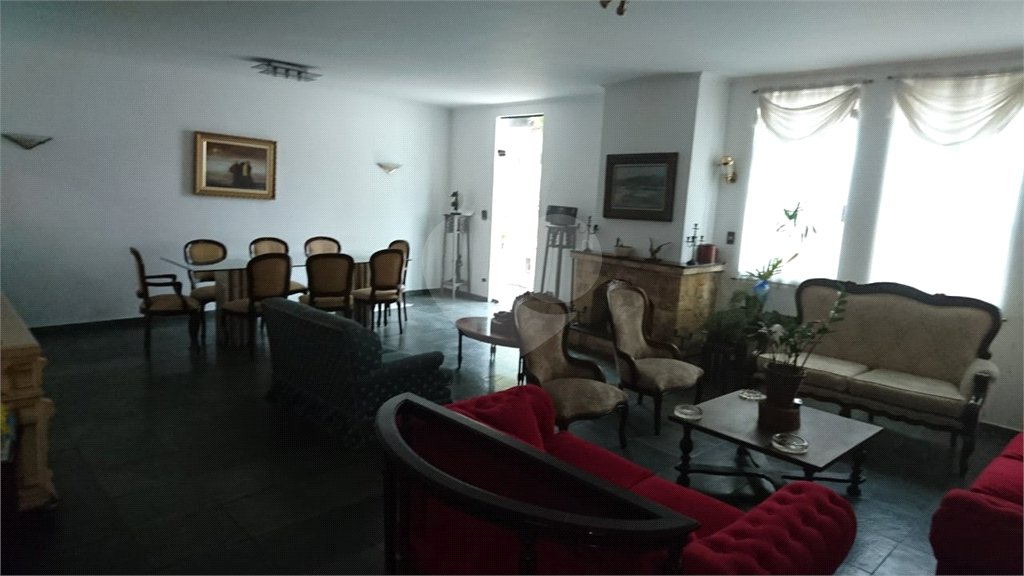 Sobrado à venda com 5 quartos, sendo 2 suítes, em Tremembé, São Paulo, SP