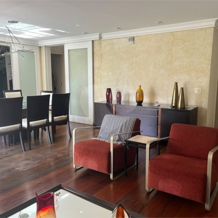 Apartamento à venda com 3 suítes em Real Parque, São Paulo, SP