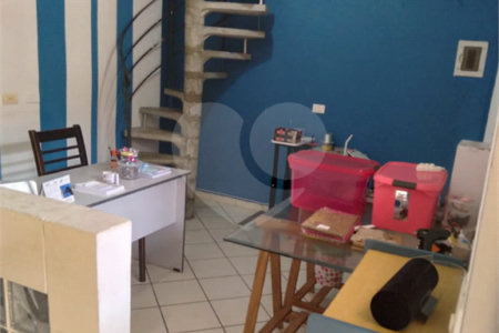 Sobrado à venda com 4 quartos em Jardim Celeste, São Paulo, SP