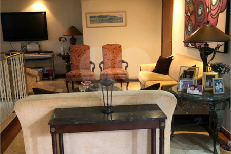 Apartamento à venda com 4 quartos, sendo 1 suíte, em Jardim Avelino, São Paulo, SP