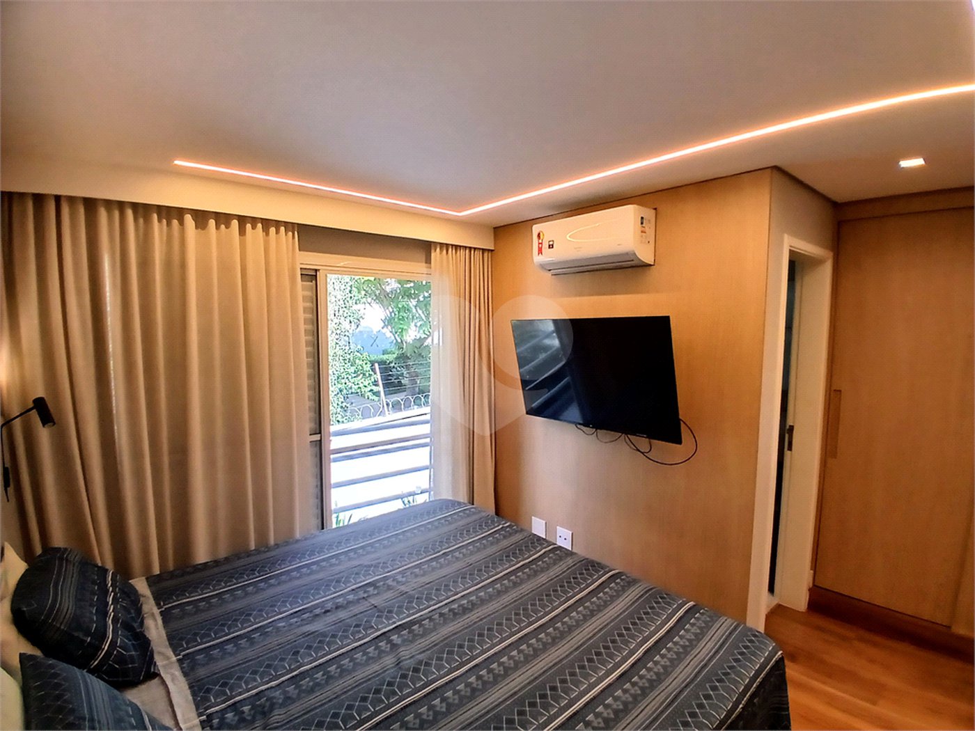 Casa à venda com 3 quartos, sendo 1 suíte, em Perdizes, São Paulo, SP