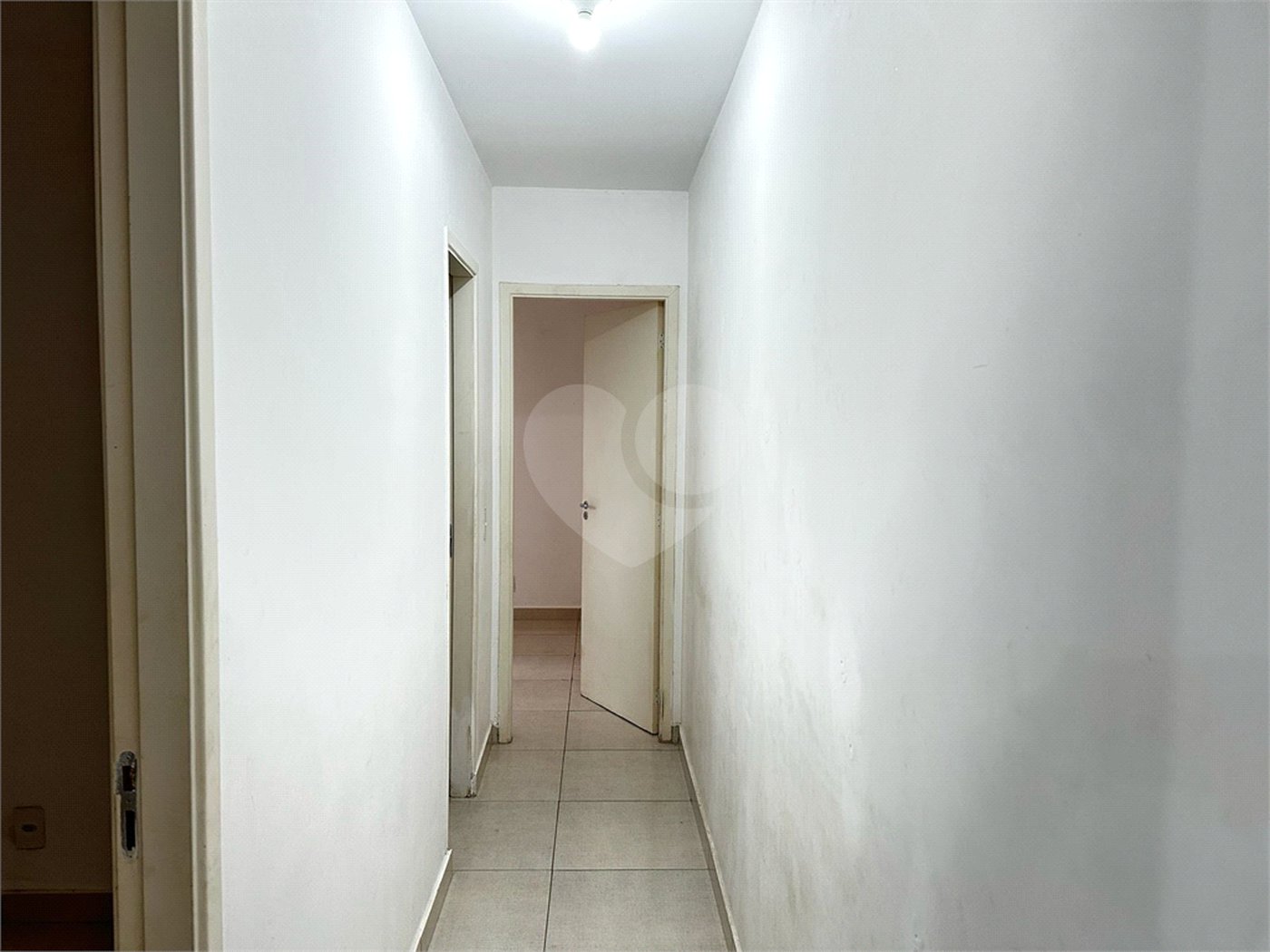 Apartamento à venda com 2 quartos em Parque Imperial, Ferraz de Vasconcelos, SP