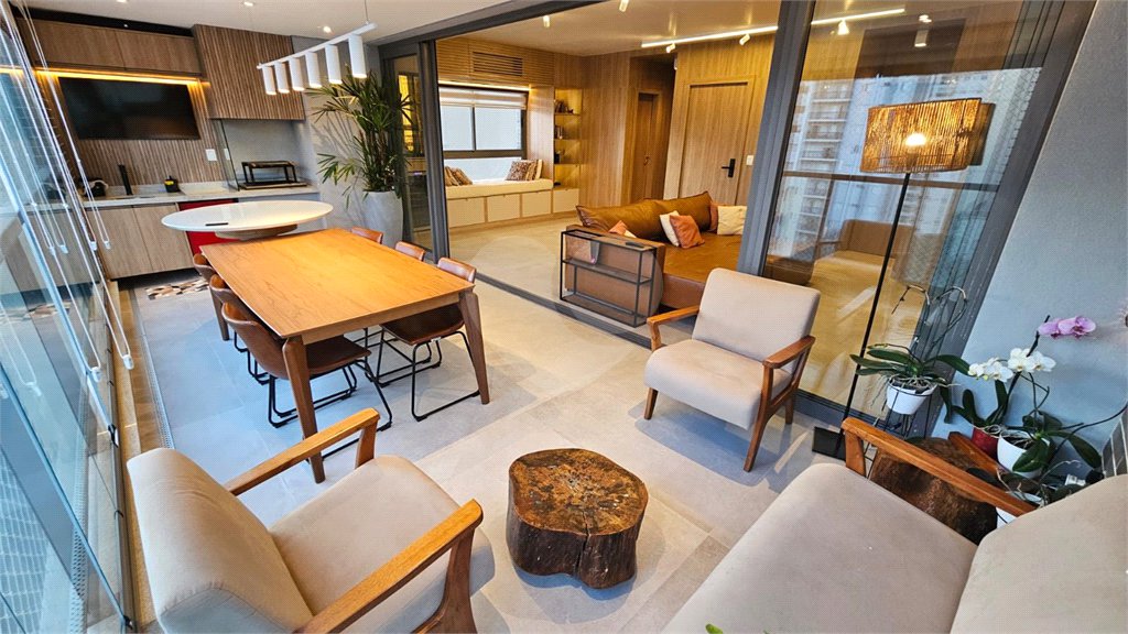 Apartamento à venda ou para alugar com 3 suítes em Brooklin Paulista, São Paulo, SP