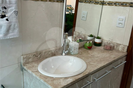 Apartamento à venda com 2 quartos, sendo 1 suíte, em Parque Santa Laura, Ferraz de Vasconcelos, SP