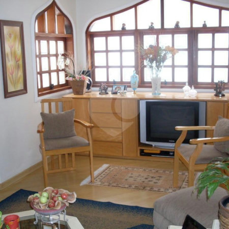 Casa de Vila à venda com 4 quartos, sendo 2 suítes, em Cambuci, São Paulo, SP