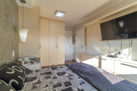 Apartamento à venda com 4 quartos, sendo 1 suíte, em Jardim Marajoara, São Paulo, SP