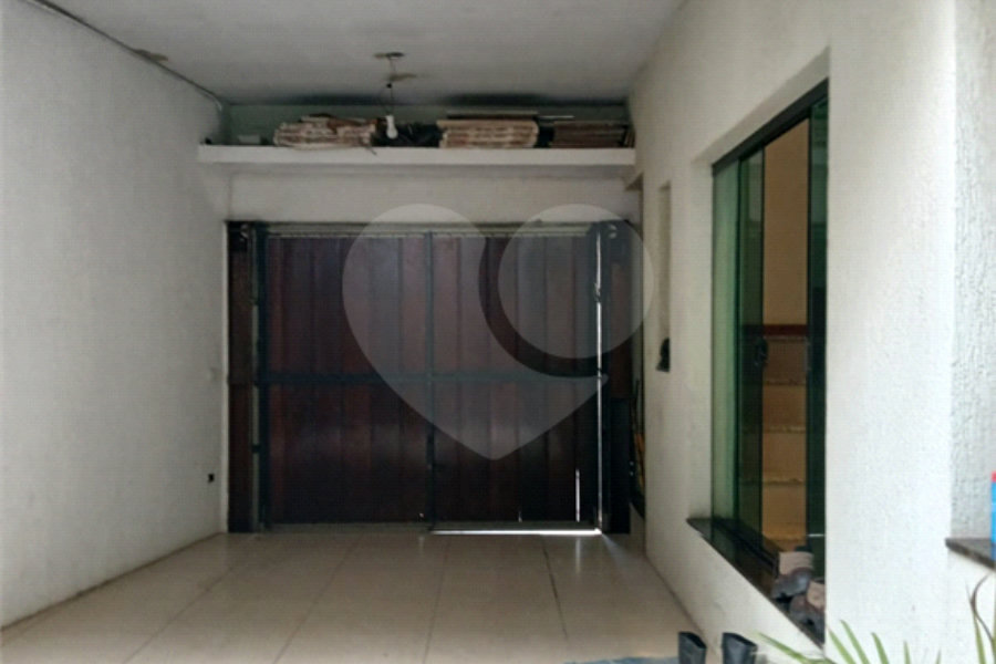 Casa à venda com 4 quartos, sendo 1 suíte, em Vila Romão, Salto, SP