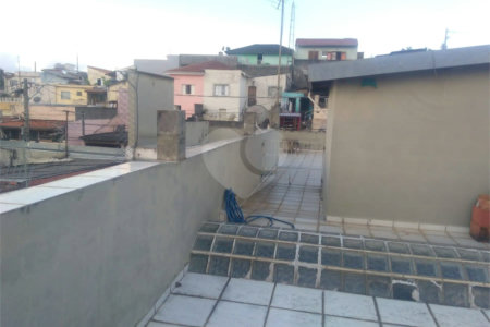 Sobrado à venda com 4 quartos, sendo 1 suíte,  em Jardim Pacaembu, Jundiaí, SP