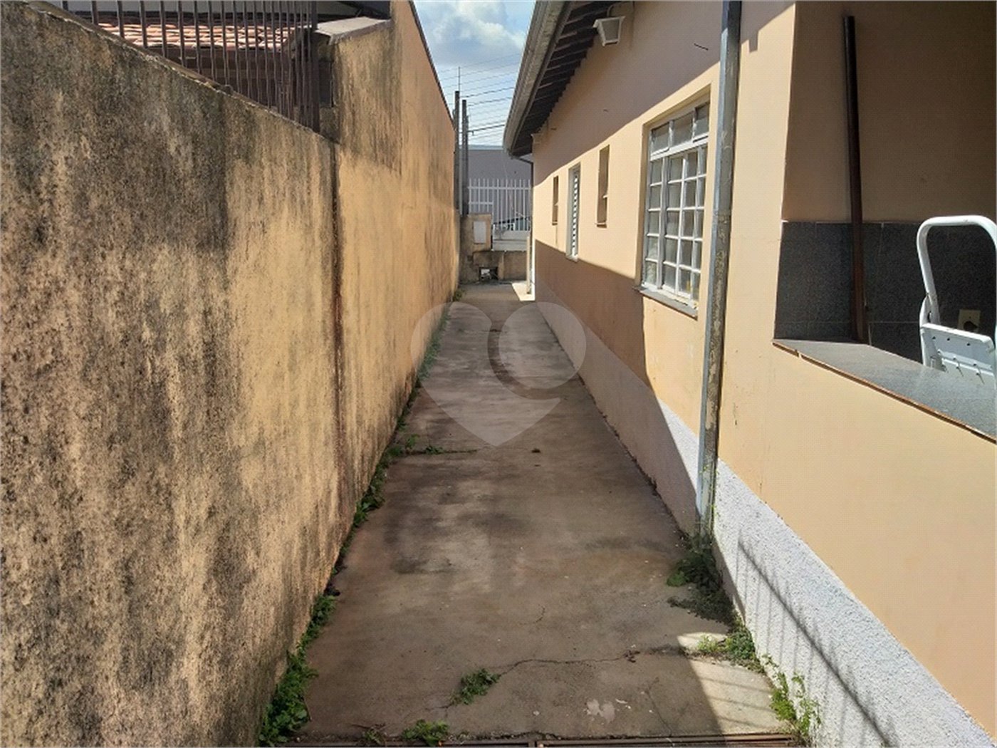 Casa Térrea à venda com 3 quartos, sendo 1 suíte,  no Centro, Serra Negra, SP