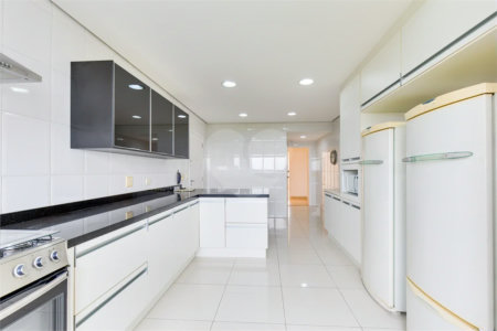 Apartamento à venda ou para alugar com 4 suítes em Alto da Boa Vista, São Paulo, SP