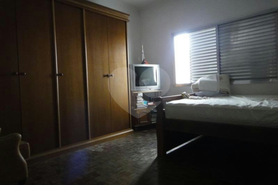 Sobrado à venda com 3 quartos, sendo 2 suítes, em Vila Nova Cachoeirinha, São Paulo, SP