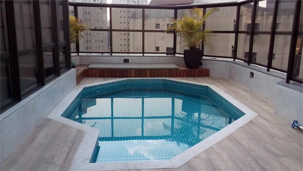 Cobertura à venda com 4 suítes em Vila Andrade, São Paulo, SP