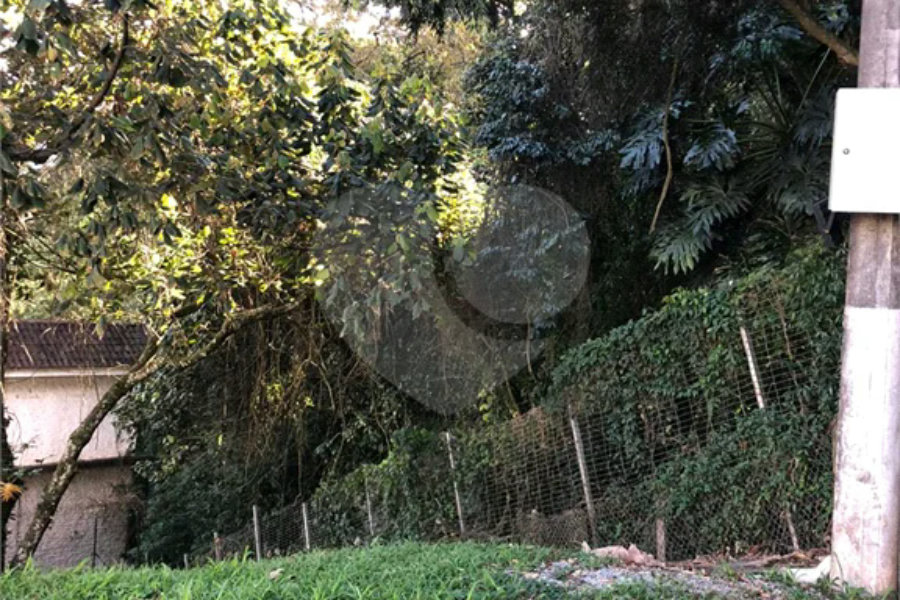 Terreno à venda em Horto, São Paulo, SP