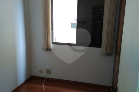 Apartamento à venda com 3 quartos, sendo 1 suíte, em Saúde, São Paulo, SP