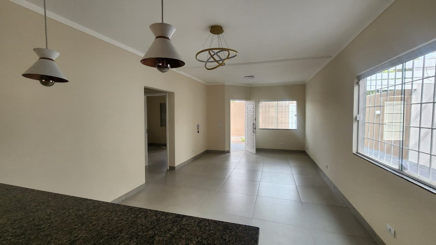 Casa à venda com 3 quartos em Jardim dos Ipes, Três Lagoas, MS