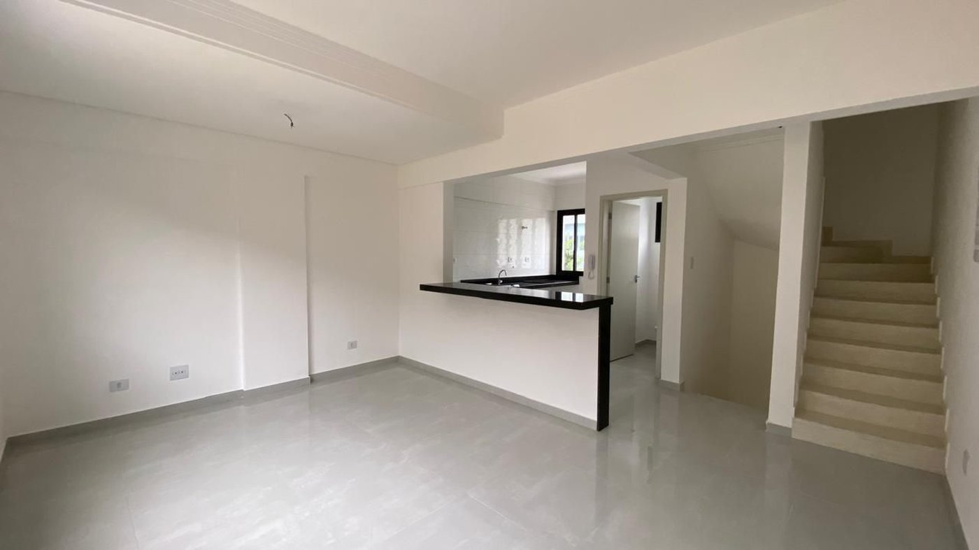 Casa com 2 dormitórios à venda, 95 m² por R$ 585.000,00 - Macuco - Santos/SP