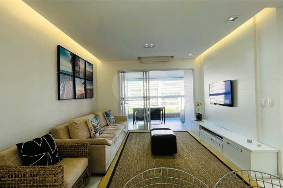 Apartamento à venda com 3 quartos, sendo 1 suíte, em Riviera de São Lourenço, Bertioga, SP