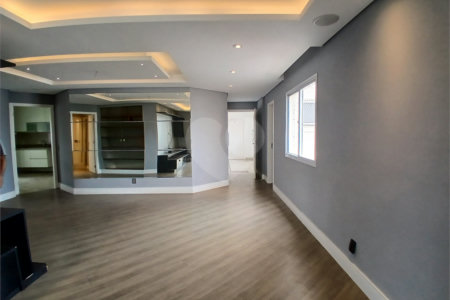 Apartamento à venda com 3 suítes em Santa Teresinha, São Paulo, SP