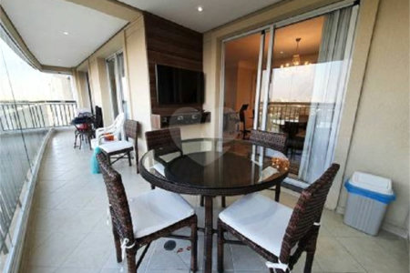 Apartamento à venda com 3 suítes em Vila Progredior, São Paulo, SP