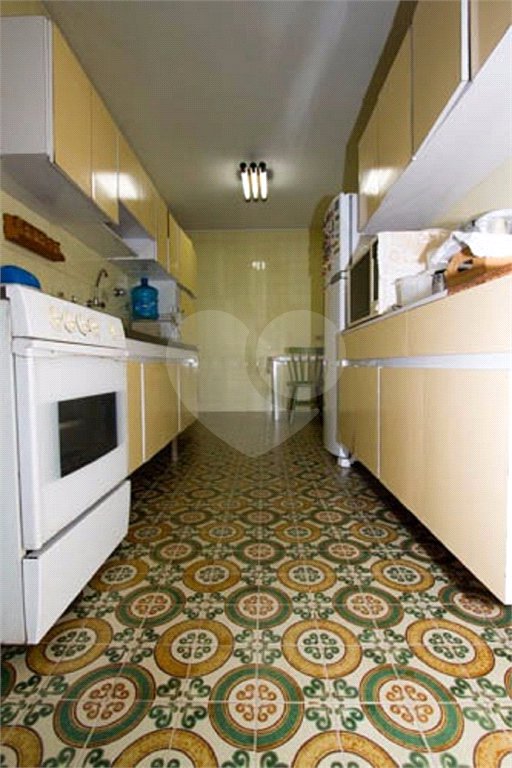 Apartamento à venda com 3 quartos, sendo 1 suíte, em Alto da Boa Vista, São Paulo, SP
