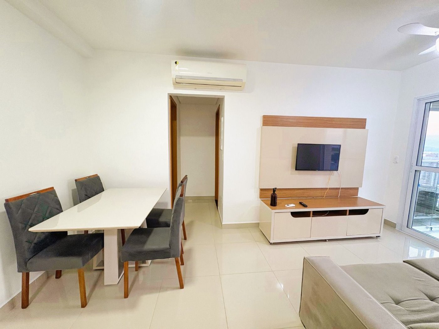 Apartamento para alugar, 54 m² por R$ 6.000,02/mês - Embaré - Santos/SP