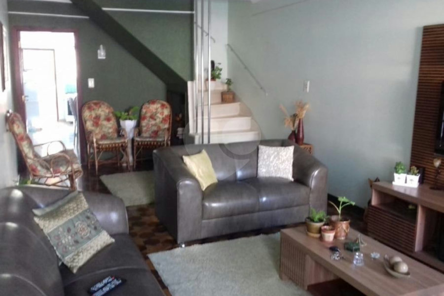 Sobrado à venda com 3 quartos em Vila Guilherme, São Paulo, SP