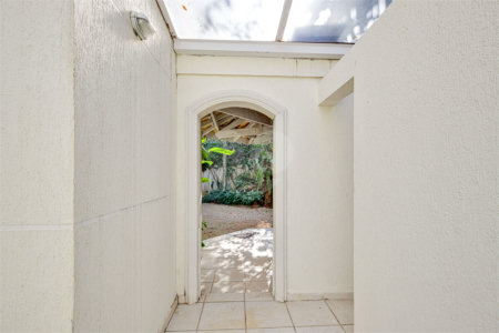 Casa à venda com 4 suítes no condomínio Solar Andaluz, São Paulo - SP
