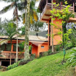 Casa à venda com 4 quartos, sendo 2 suítes, no condomínio Parque Imperial da Cantareira, Mairiporã - SP