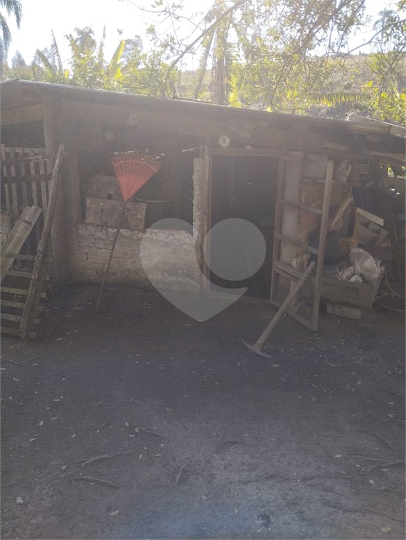 Chácara à venda com 6 quartos, sendo 1 suíte,  no Centro, Biritiba-mirim, SP
