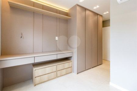 Apartamento à venda com 3 quartos, sendo 2 suítes, em Brooklin, São Paulo, SP