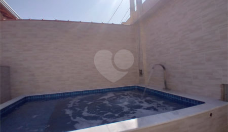 Casa Térrea à venda com 2 quartos, sendo 1 suíte,  em Florida Mirim, Mongaguá, SP